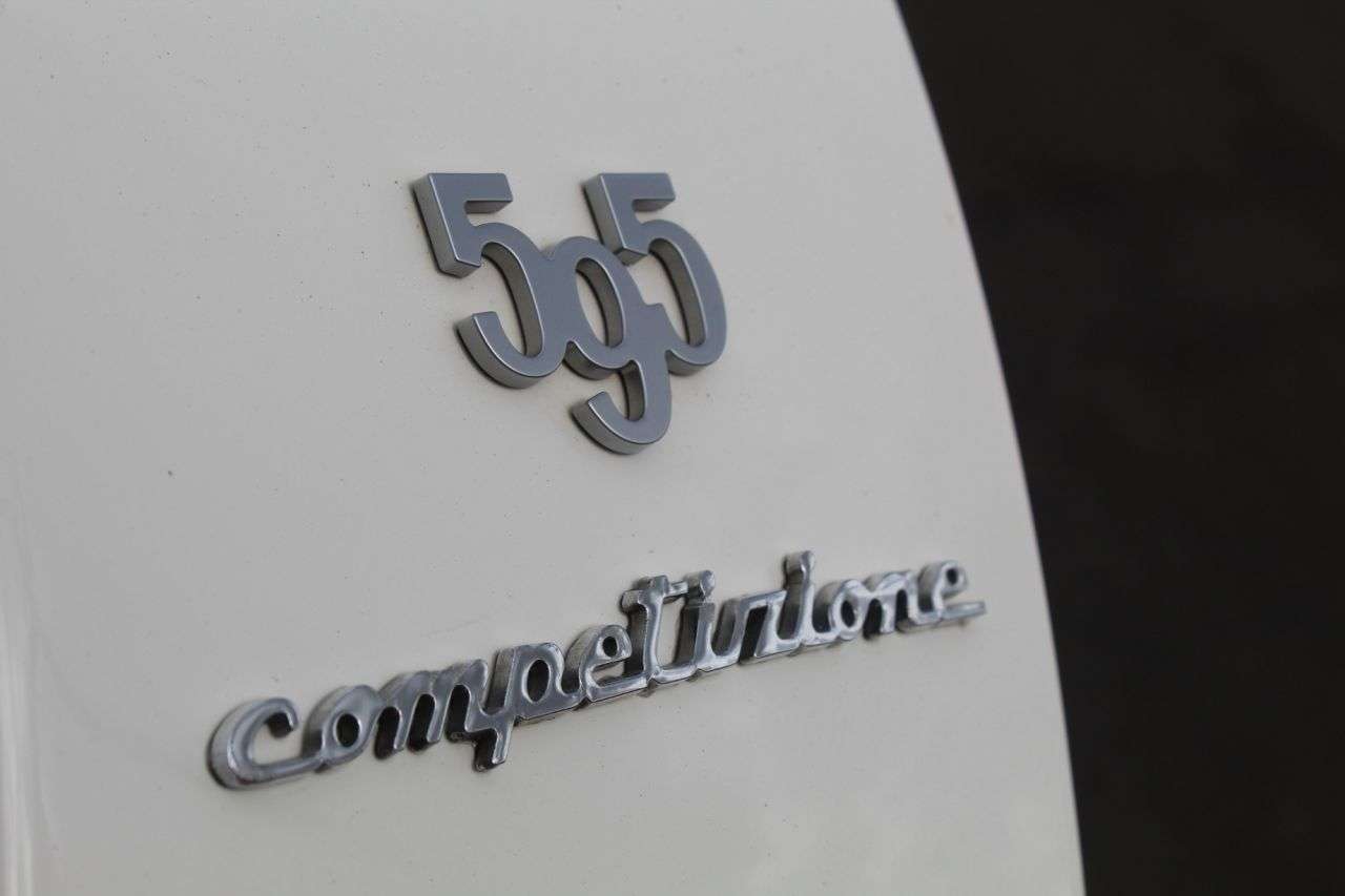 2022 ABARTH 595 2022 ABARTH 595