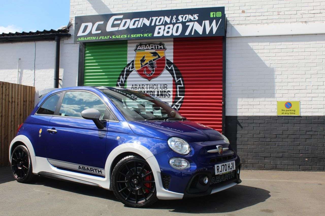 2020 ABARTH 695 2020 ABARTH 695