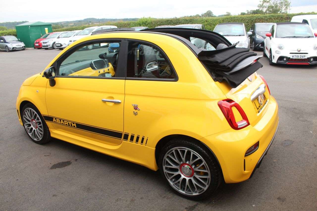 2018 ABARTH 595C 2018 ABARTH 595C