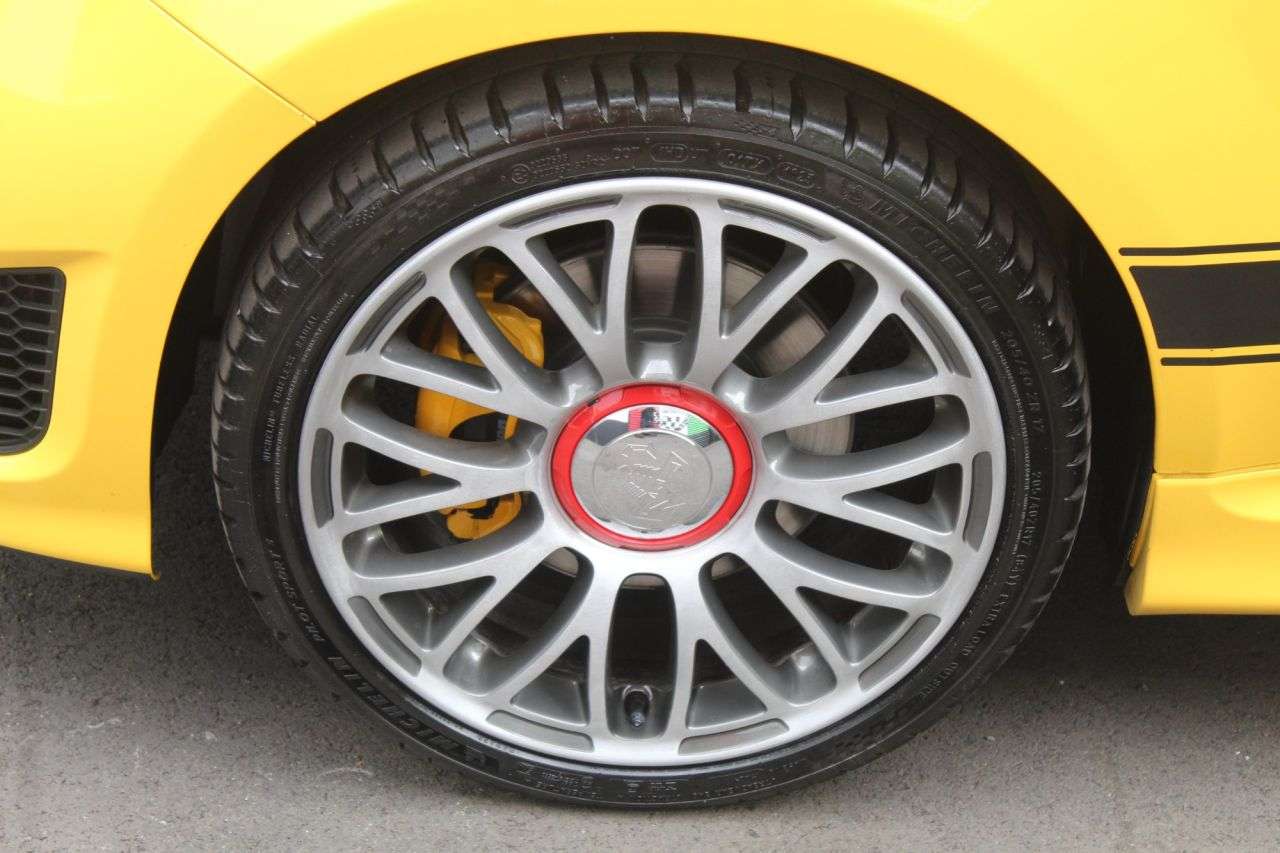 2018 ABARTH 595C 2018 ABARTH 595C