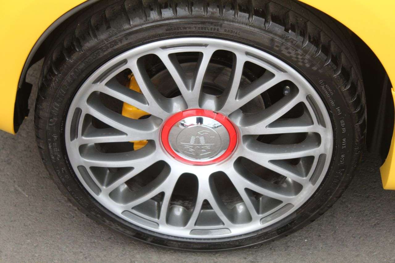 2018 ABARTH 595C 2018 ABARTH 595C