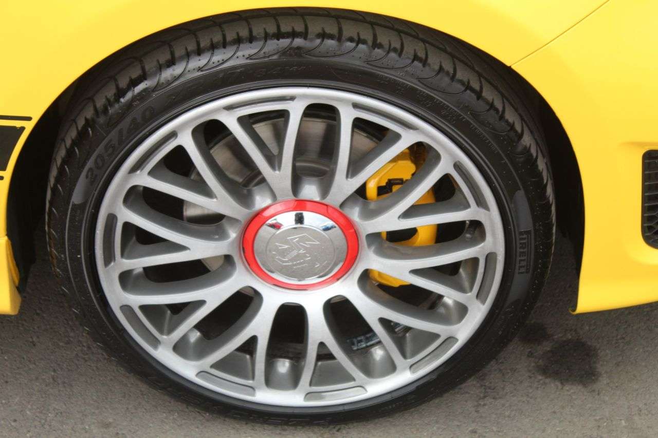 2018 ABARTH 595C 2018 ABARTH 595C