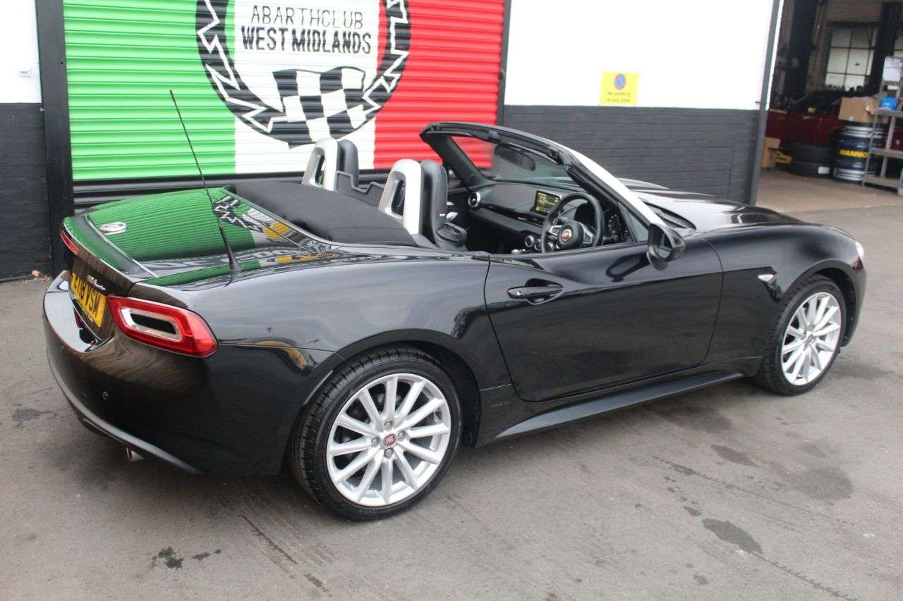 2018 FIAT 124 SPIDER 2018 FIAT 124 SPIDER