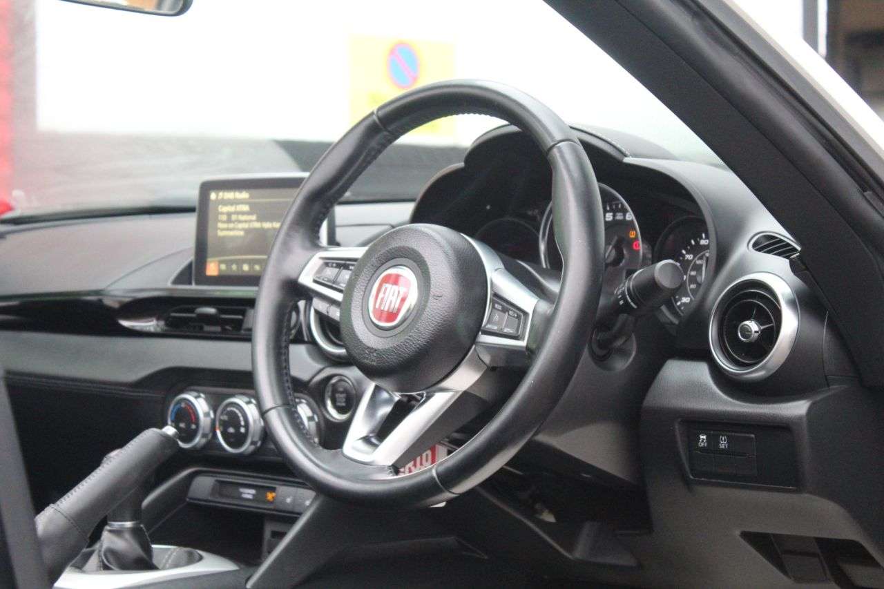 2018 FIAT 124 SPIDER 2018 FIAT 124 SPIDER