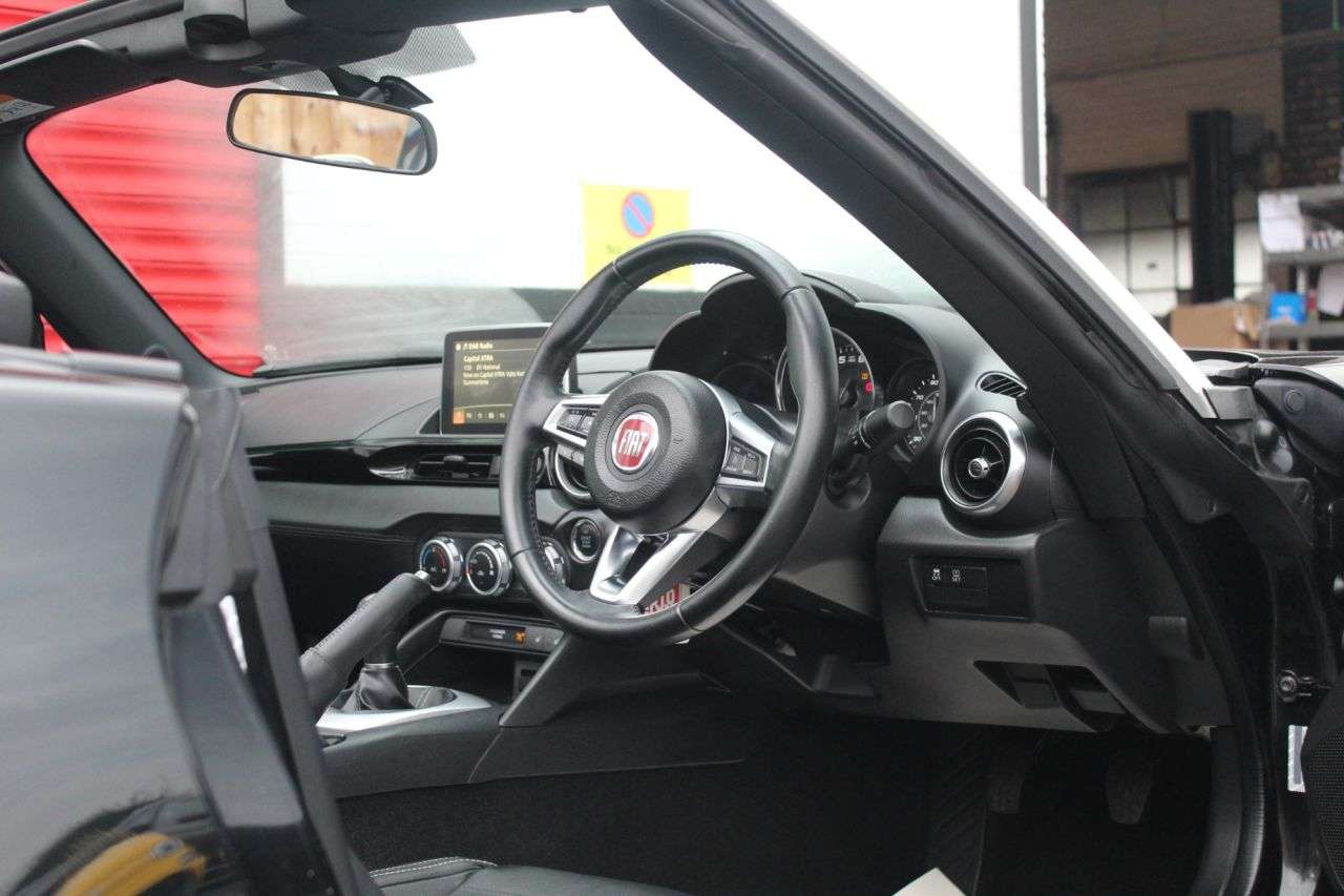 2018 FIAT 124 SPIDER 2018 FIAT 124 SPIDER