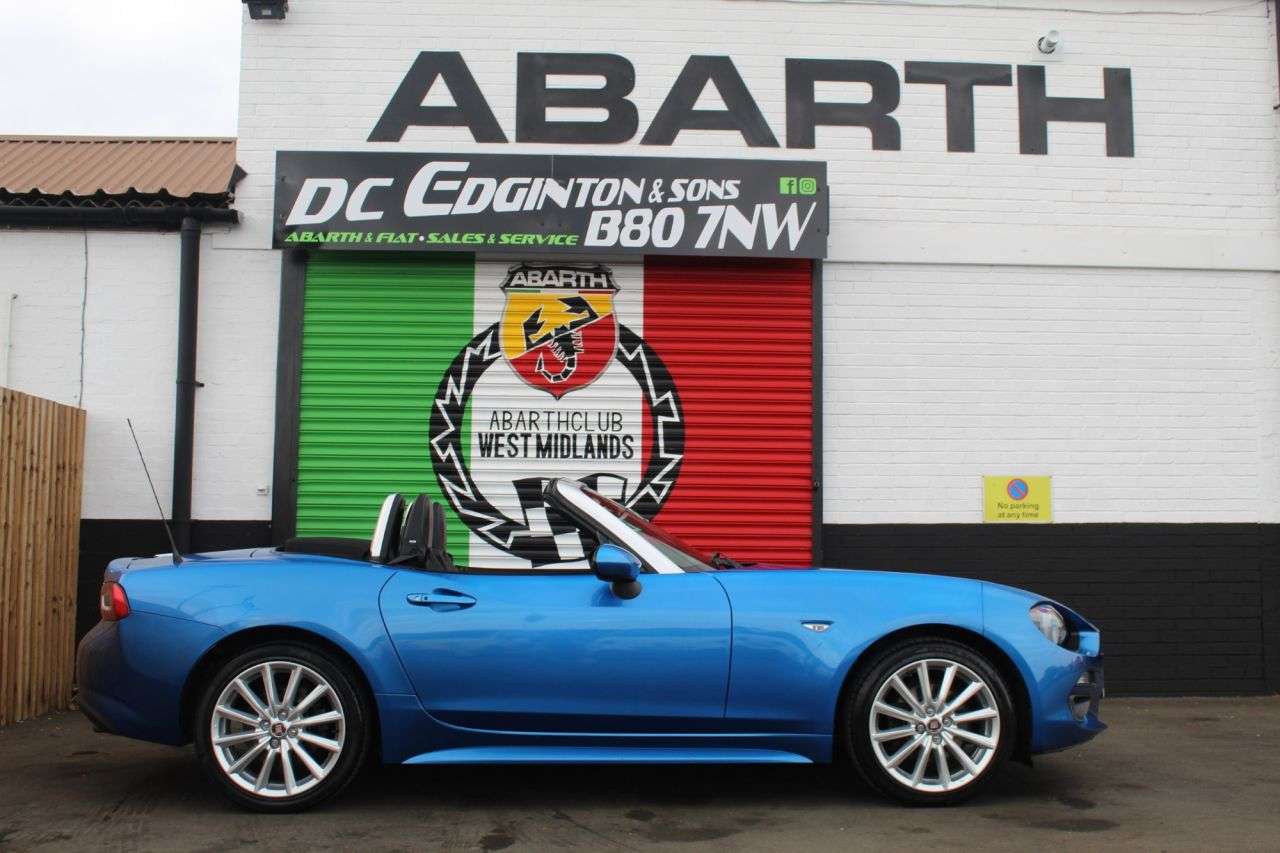 2017 FIAT 124 SPIDER 2017 FIAT 124 SPIDER