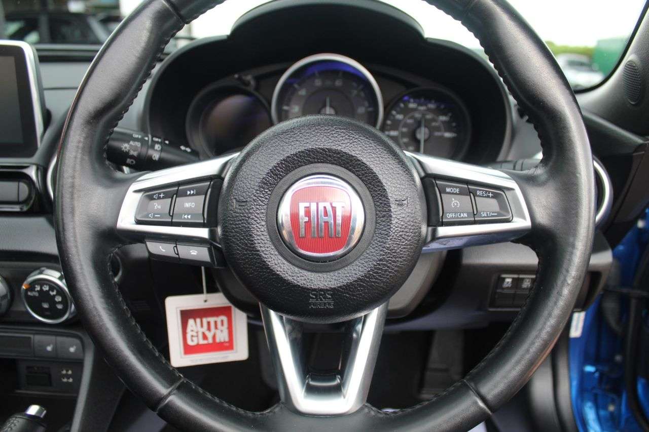 2017 FIAT 124 SPIDER 2017 FIAT 124 SPIDER