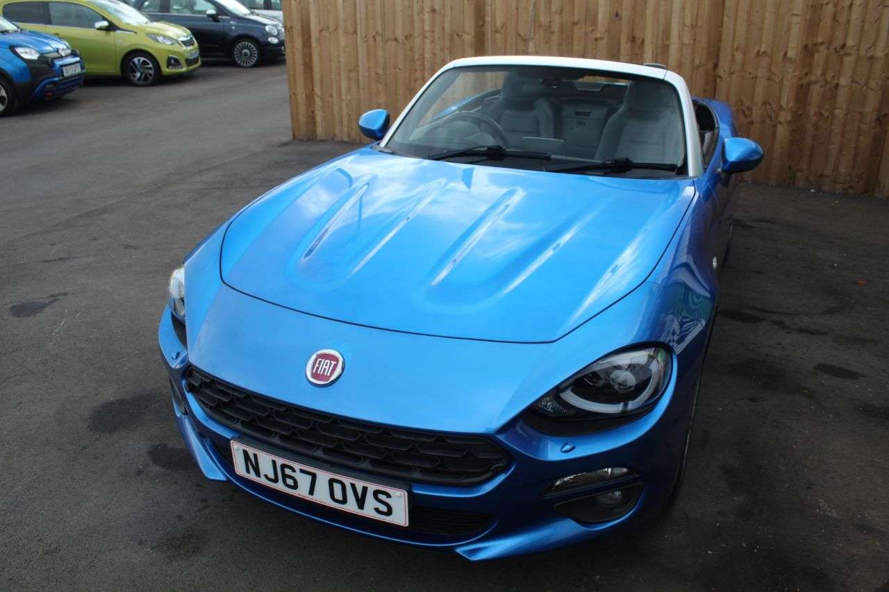 2017 FIAT 124 SPIDER 2017 FIAT 124 SPIDER