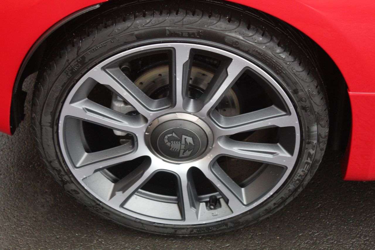 2024 ABARTH 595C 2024 ABARTH 595C