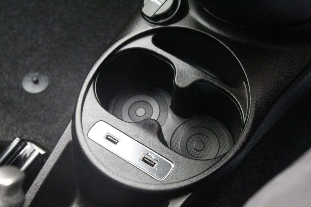 2024 ABARTH 595C 2024 ABARTH 595C