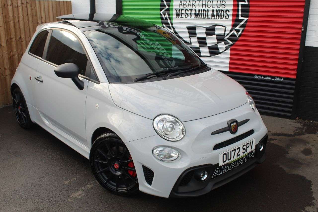 2022 ABARTH 595 2022 ABARTH 595