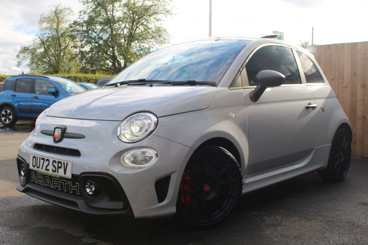 2022 ABARTH 595 2022 ABARTH 595