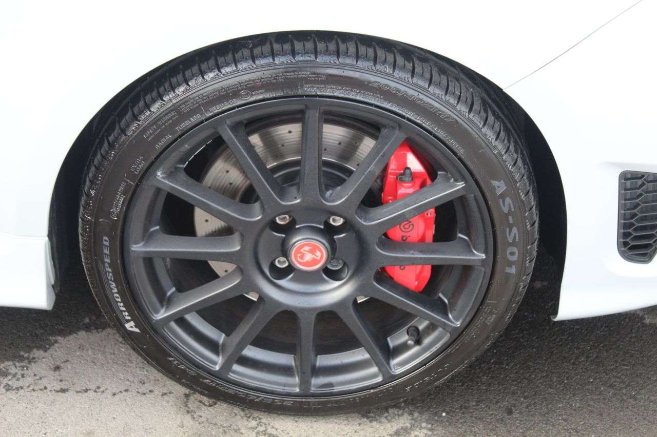 2022 ABARTH 595 2022 ABARTH 595