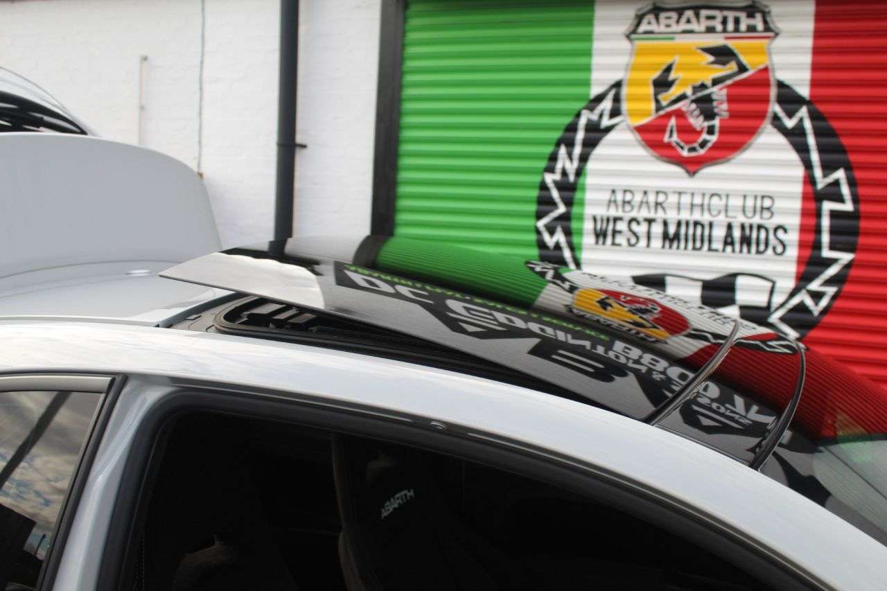 2022 ABARTH 595 2022 ABARTH 595