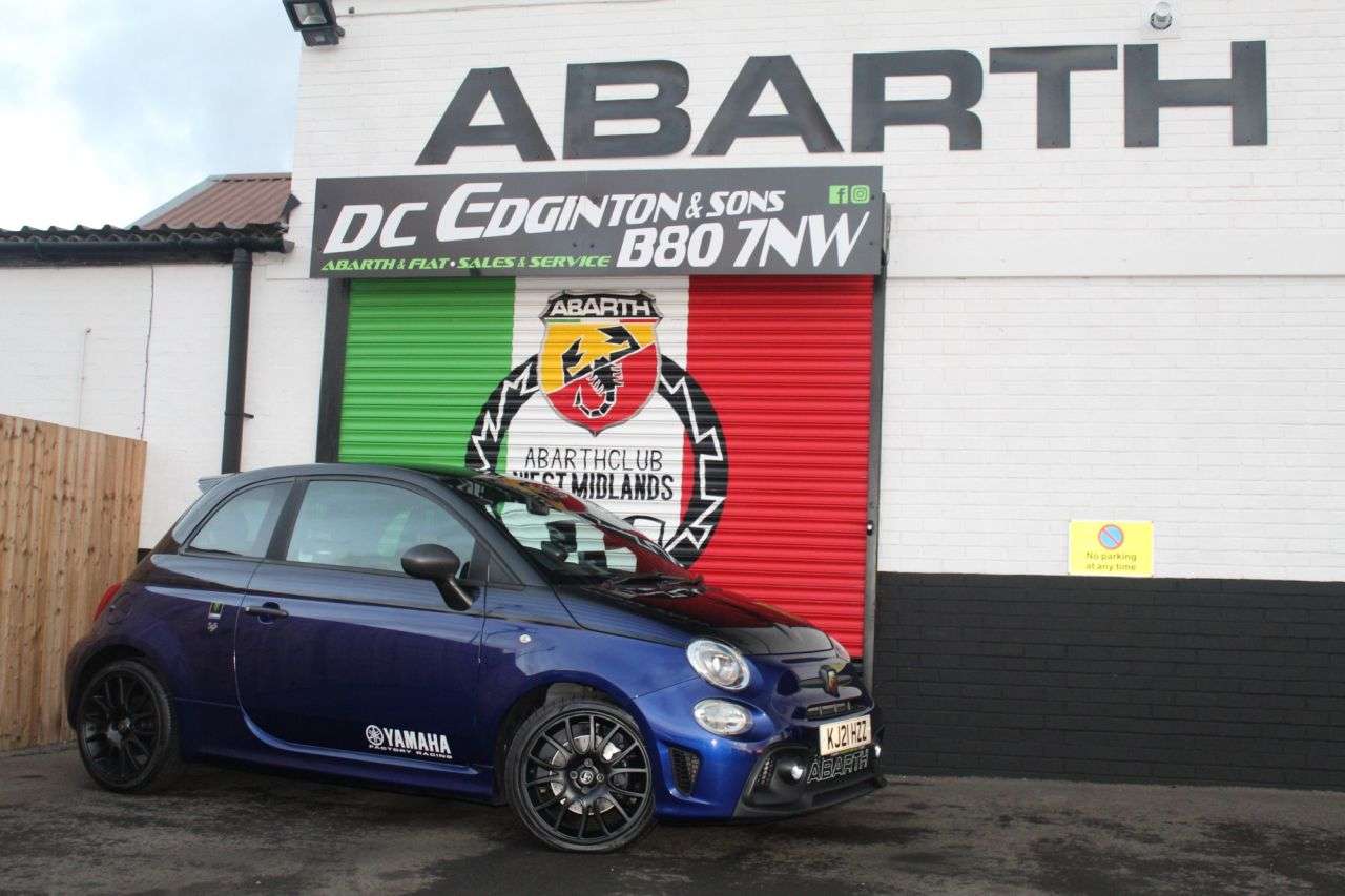 2021 ABARTH 595 2021 ABARTH 595