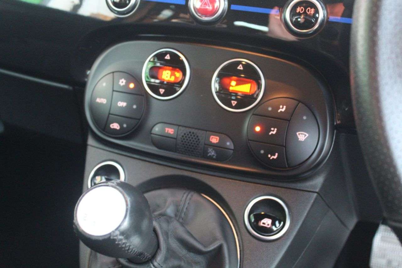 2021 ABARTH 595 2021 ABARTH 595