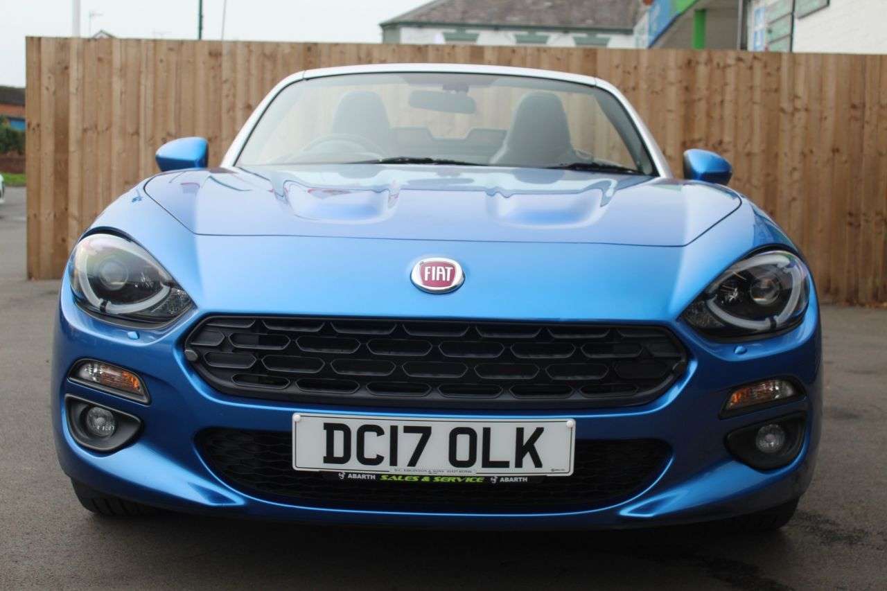 2017 FIAT 124 SPIDER 2017 FIAT 124 SPIDER