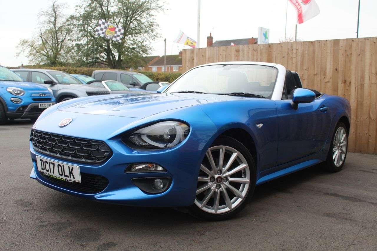 2017 FIAT 124 SPIDER 2017 FIAT 124 SPIDER