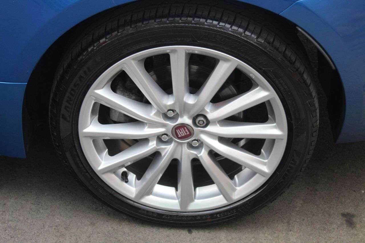 2017 FIAT 124 SPIDER 2017 FIAT 124 SPIDER