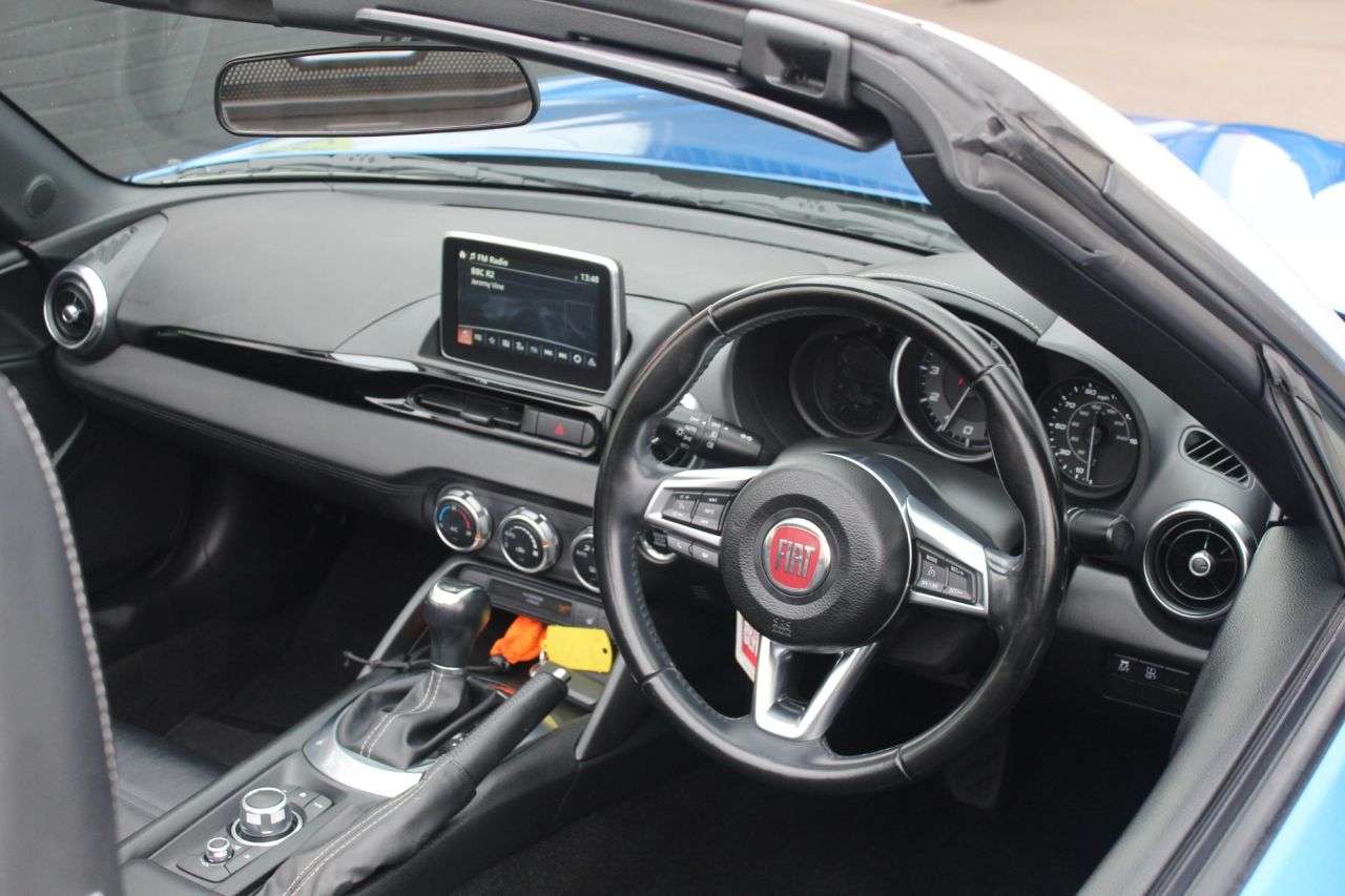 2017 FIAT 124 SPIDER 2017 FIAT 124 SPIDER