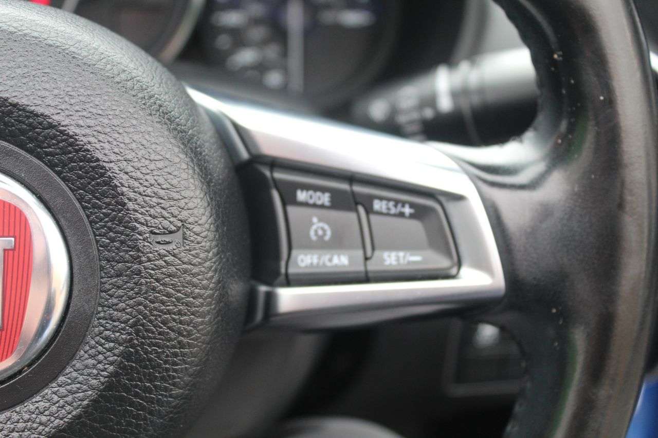 2017 FIAT 124 SPIDER 2017 FIAT 124 SPIDER