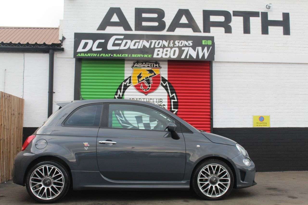 2017 ABARTH 595 2017 ABARTH 595