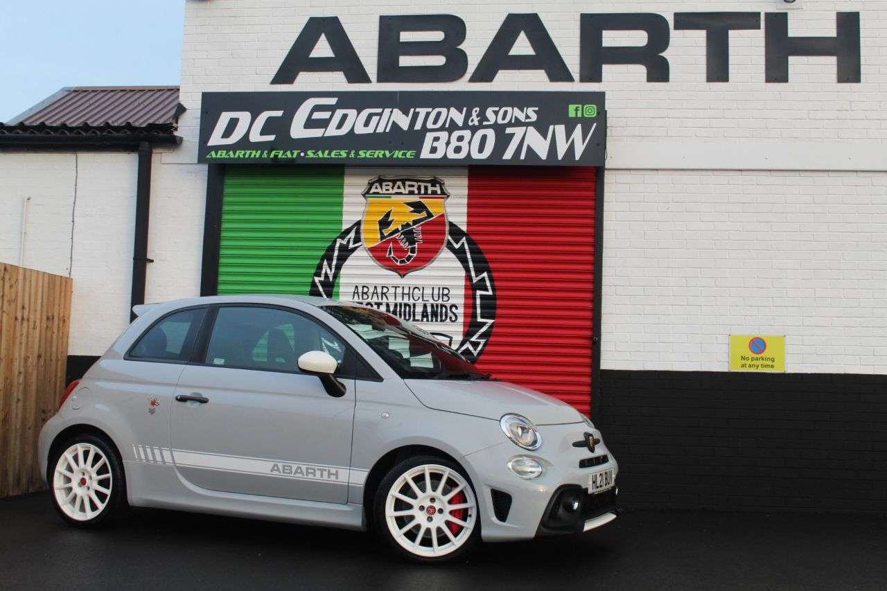 2021 ABARTH 595 2021 ABARTH 595