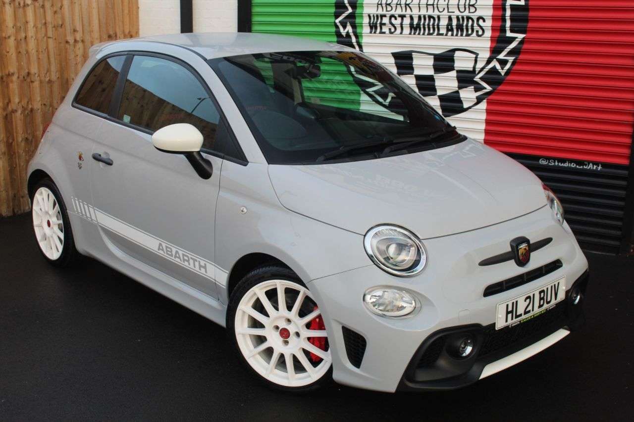 2021 ABARTH 595 2021 ABARTH 595