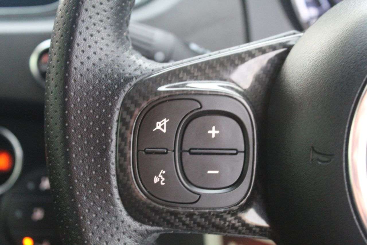 2021 ABARTH 595 2021 ABARTH 595