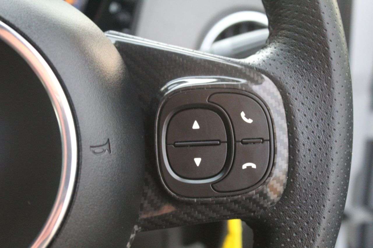 2021 ABARTH 595 2021 ABARTH 595