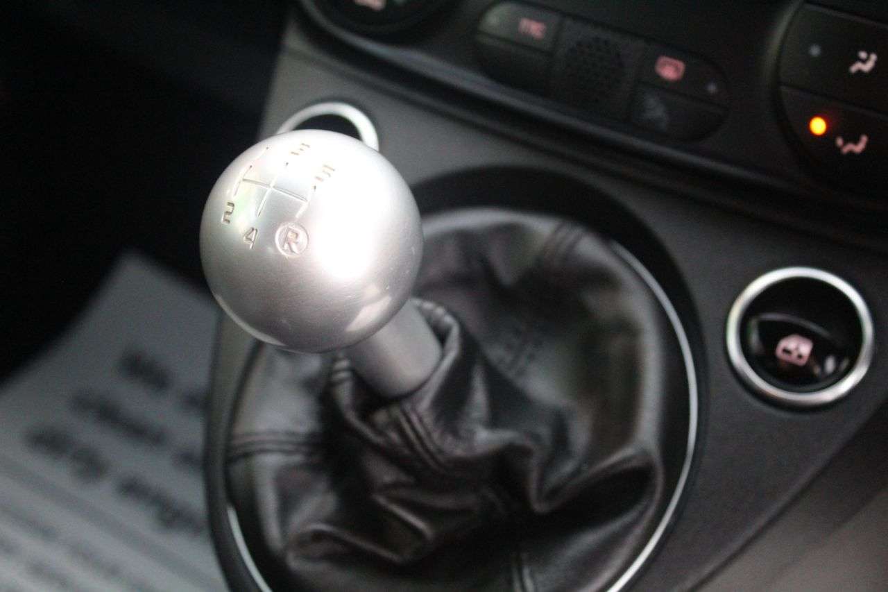 2021 ABARTH 595 2021 ABARTH 595