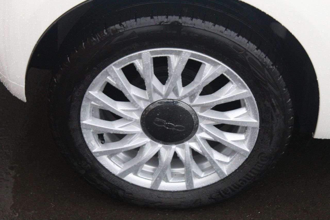 2022 FIAT 500 2022 FIAT 500