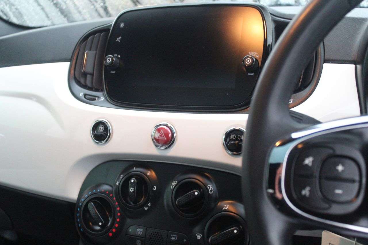 2022 FIAT 500 2022 FIAT 500