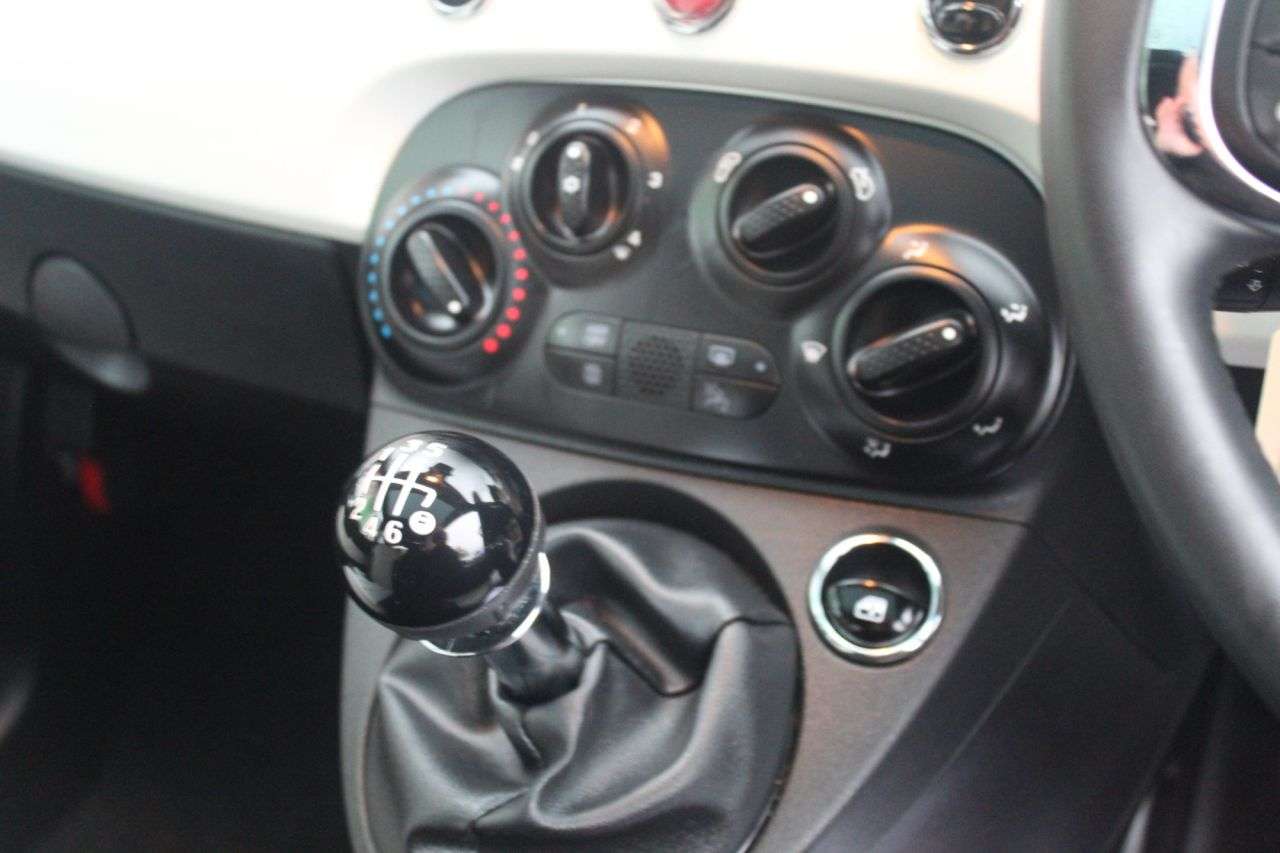 2022 FIAT 500 2022 FIAT 500