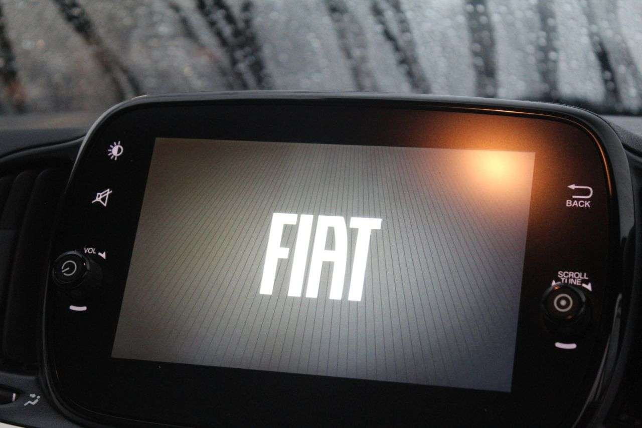 2022 FIAT 500 2022 FIAT 500