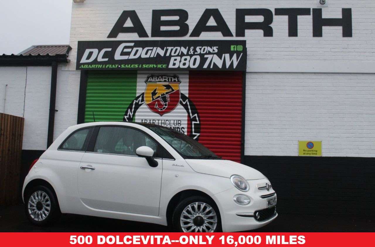 A 2022 FIAT 500 1.0 MHEV Dolcevita Hatchback 3dr Petrol Manual Euro 6 (s/s) (70 bhp) A 2022 FIAT 500 1.0 MHEV Dolcevita Hatchback 3dr Petrol Manual Euro 6 (s/s) (70 bhp)