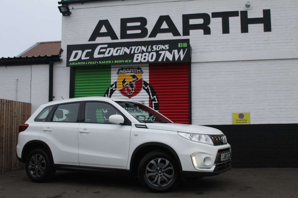 Check out this Suzuki Vitara 2018 Petrol Manual