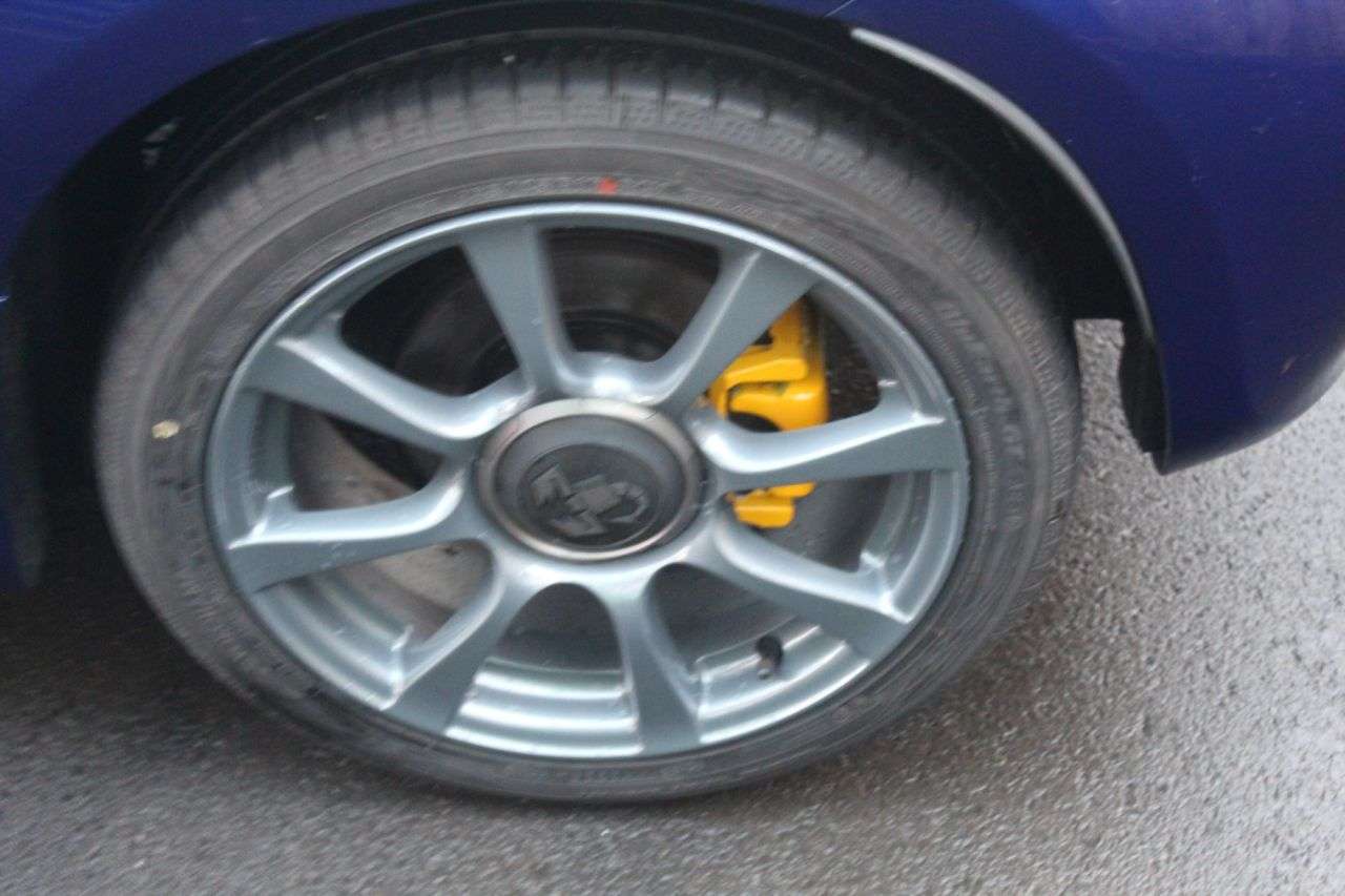 2019 ABARTH 595 2019 ABARTH 595