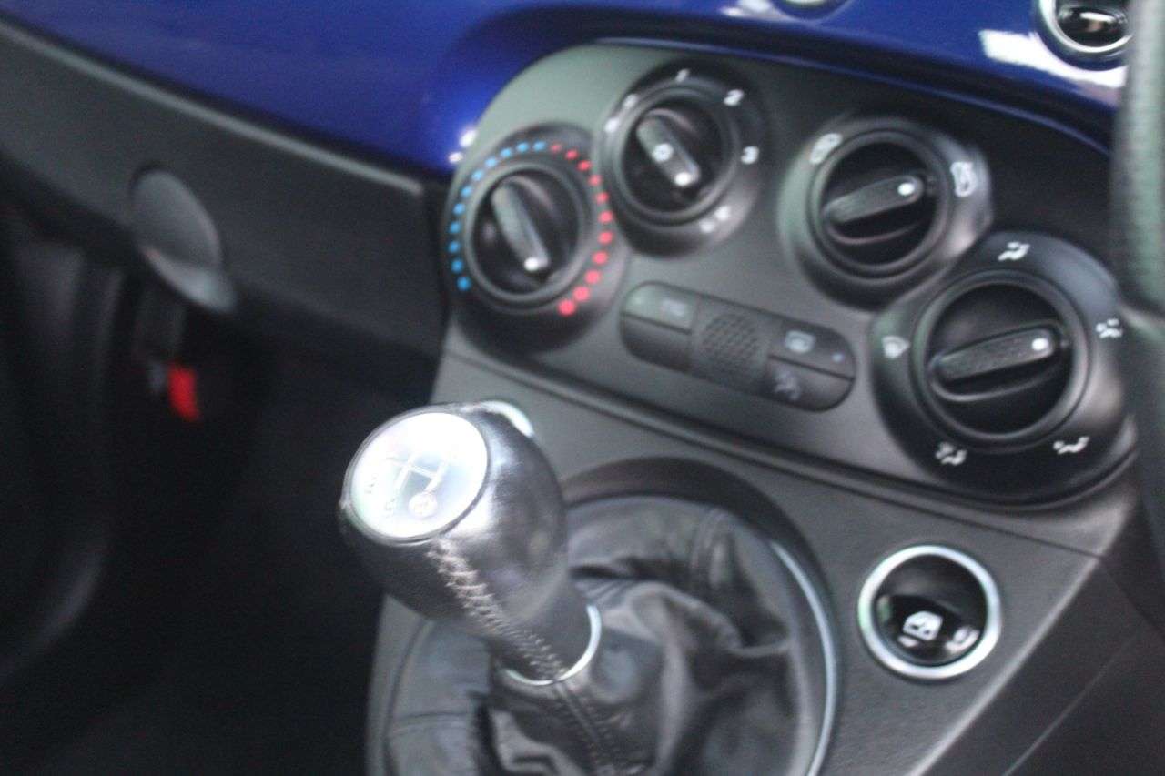 2019 ABARTH 595 2019 ABARTH 595