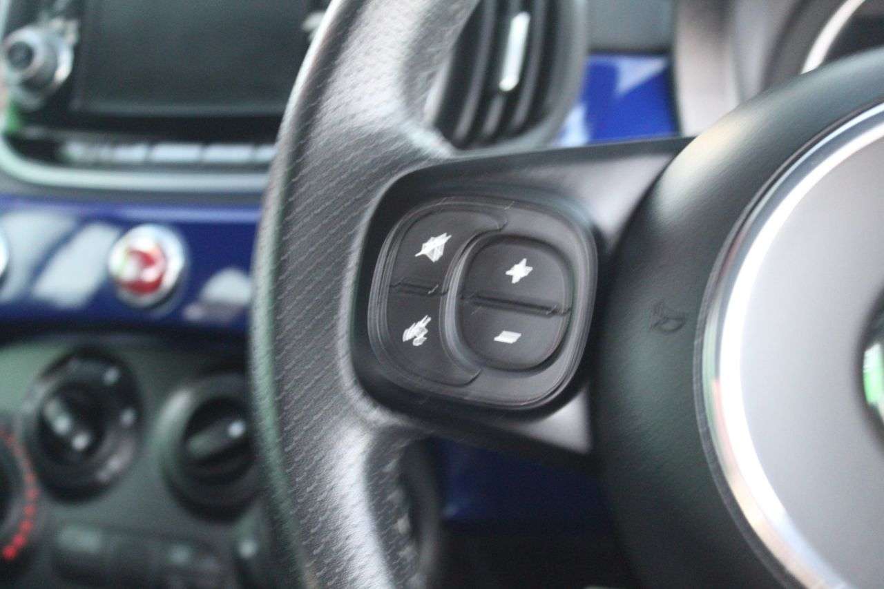 2019 ABARTH 595 2019 ABARTH 595