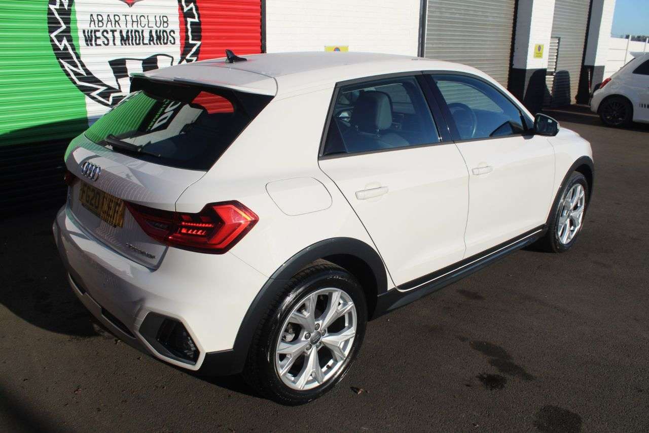 2020 AUDI A1 2020 AUDI A1
