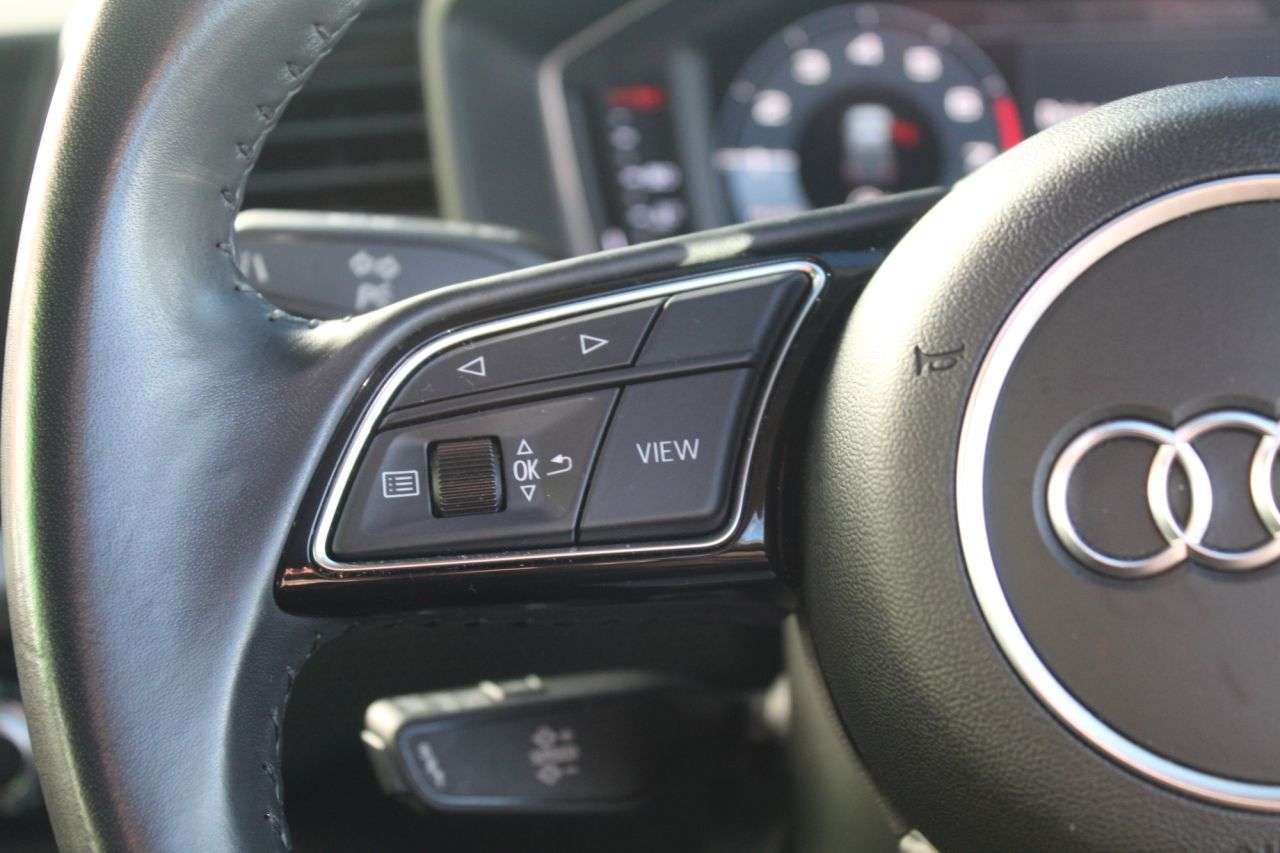 2020 AUDI A1 2020 AUDI A1