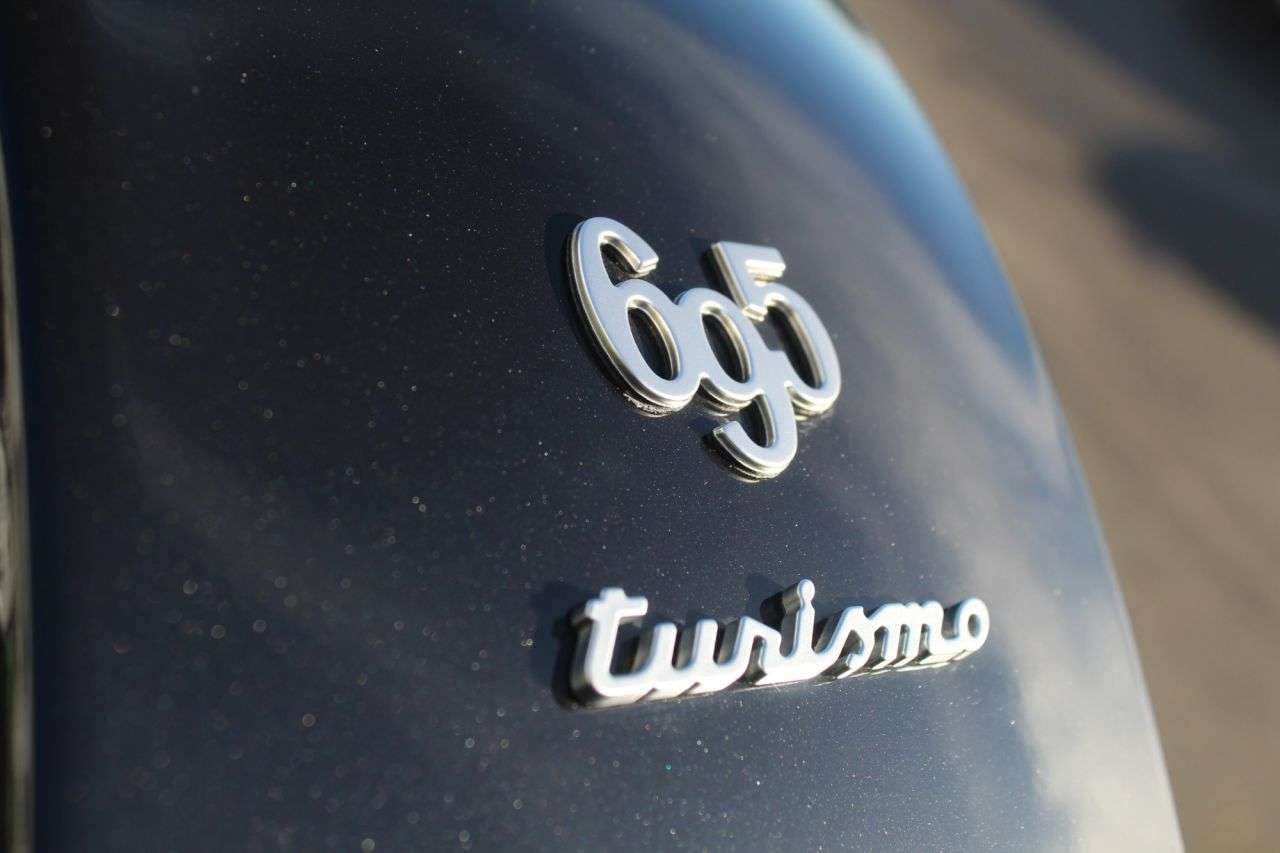 2024 ABARTH 695 2024 ABARTH 695