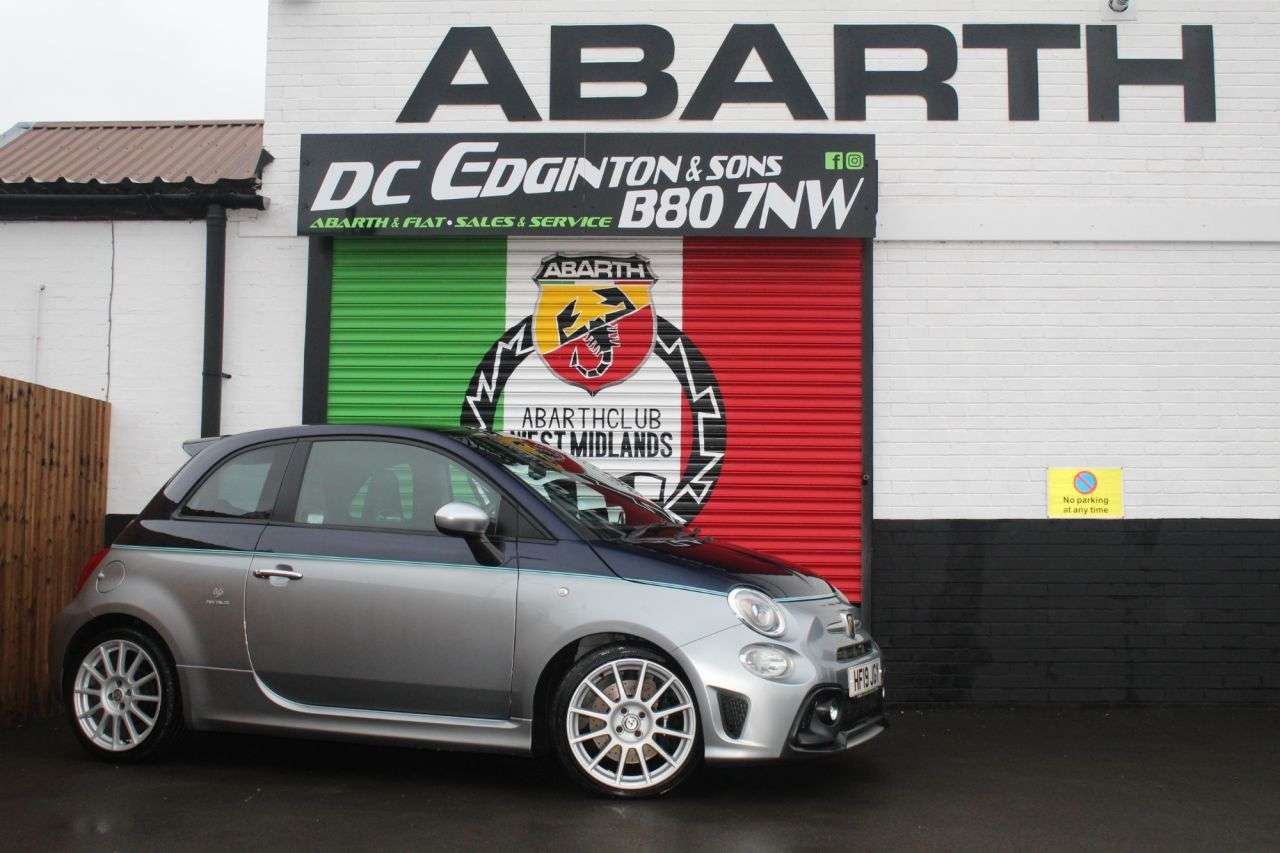 2019 ABARTH 695 2019 ABARTH 695