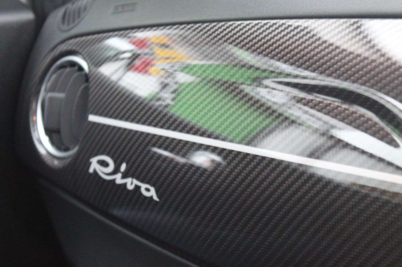 2019 ABARTH 695 2019 ABARTH 695