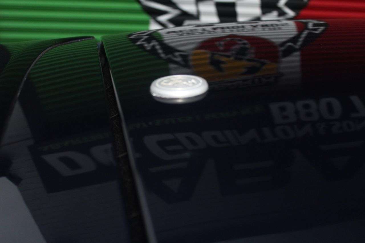 2019 ABARTH 695 2019 ABARTH 695