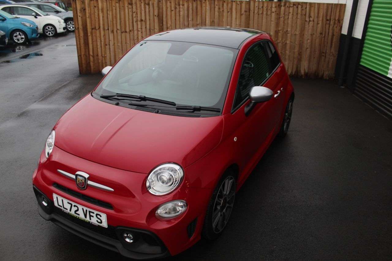 2022 ABARTH 595 2022 ABARTH 595