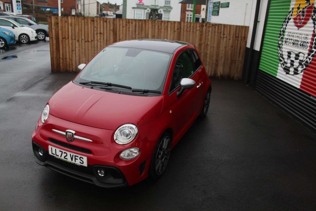 2022 ABARTH 595 2022 ABARTH 595