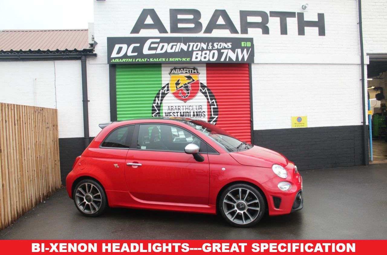 A 2022 ABARTH 595 1.4 T-Jet Turismo Hatchback 3dr Petrol AUTOMATIC Euro 6 (165 bhp) ONE OWNER A 2022 ABARTH 595 1.4 T-Jet Turismo Hatchback 3dr Petrol AUTOMATIC Euro 6 (165 bhp) ONE OWNER