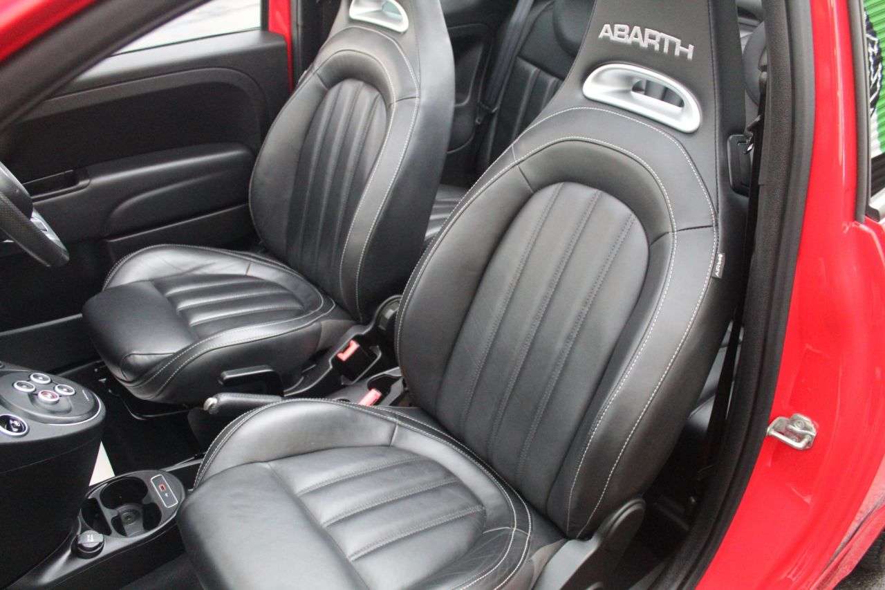 2020 ABARTH 595C 2020 ABARTH 595C